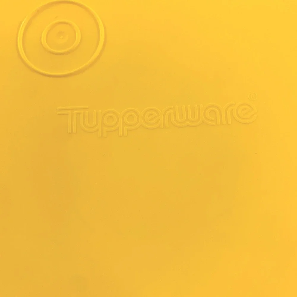 Tupperware Square Replacement Lid 515G-12 Yellow 10 Inch Seal